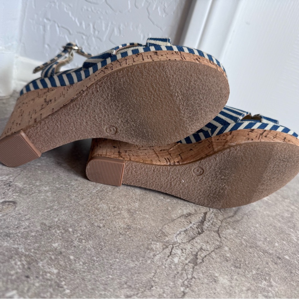 Eva&Zoe Blue Striped Wedge Sandals - Picture 4 of 5